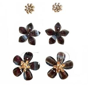 NEW WHITE LABEL women's trio floral stud earrings in black